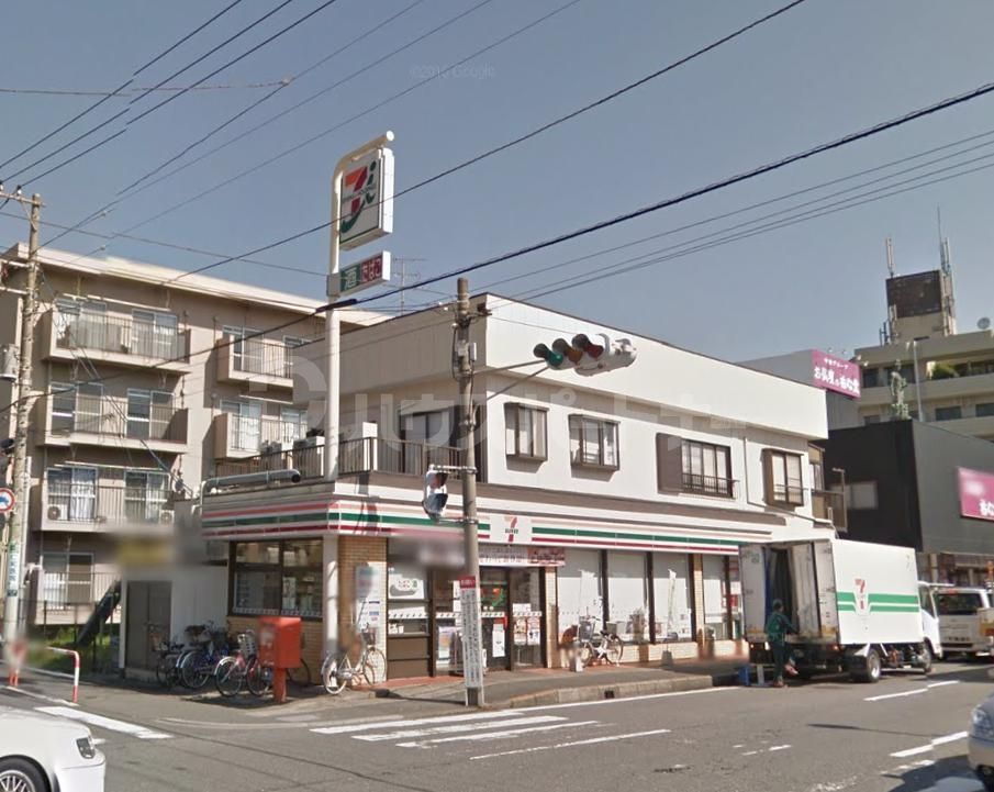 コンビニ　セブンイレブン市川本塩店（コンビニ）まで420m