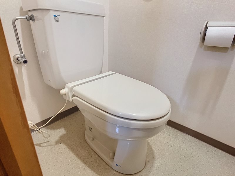 トイレ　※他部屋参考写真