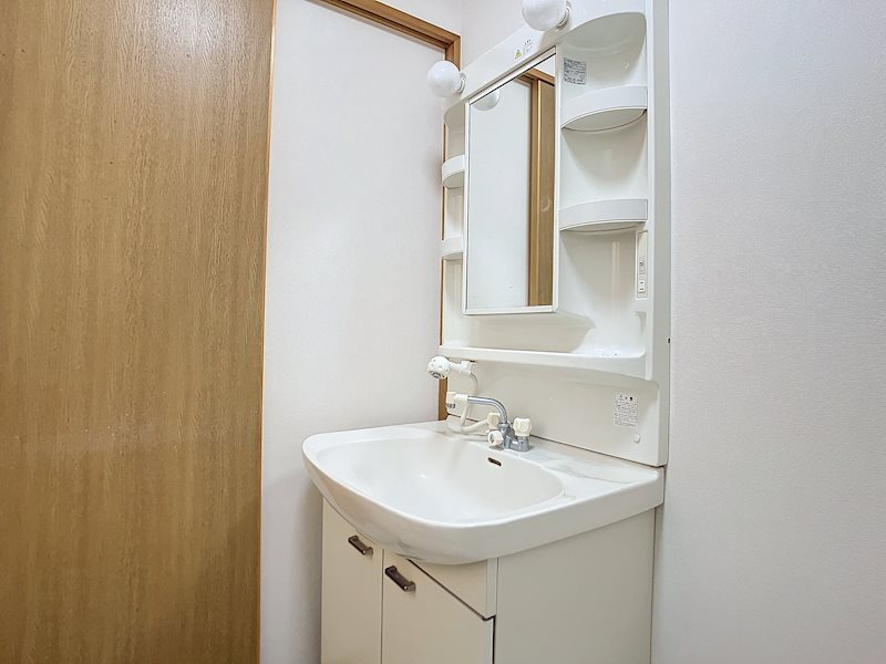 洗面設備　※他部屋参考写真