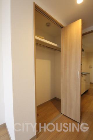収納　※同タイプ部屋の写真です。