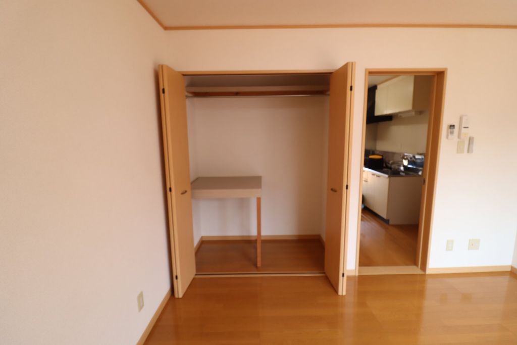 収納　クローゼット