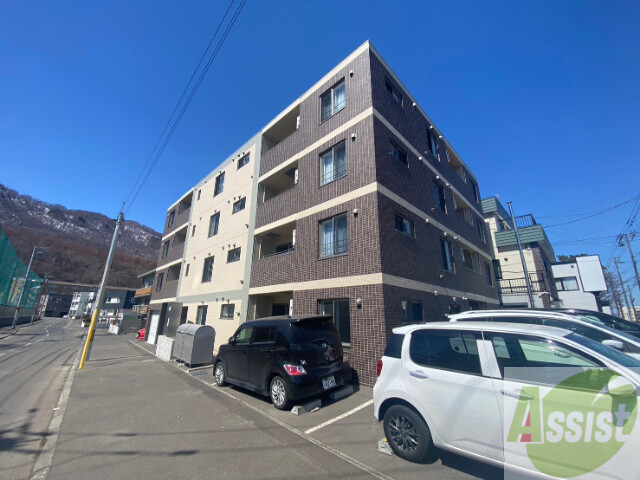 建物外観　札幌市中央区南２８条西「ＮＯＯＮ南山鼻」