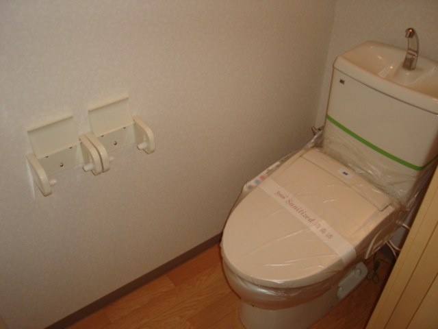 トイレ　ＷＣ(温水洗浄便座)