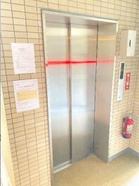 ロビー