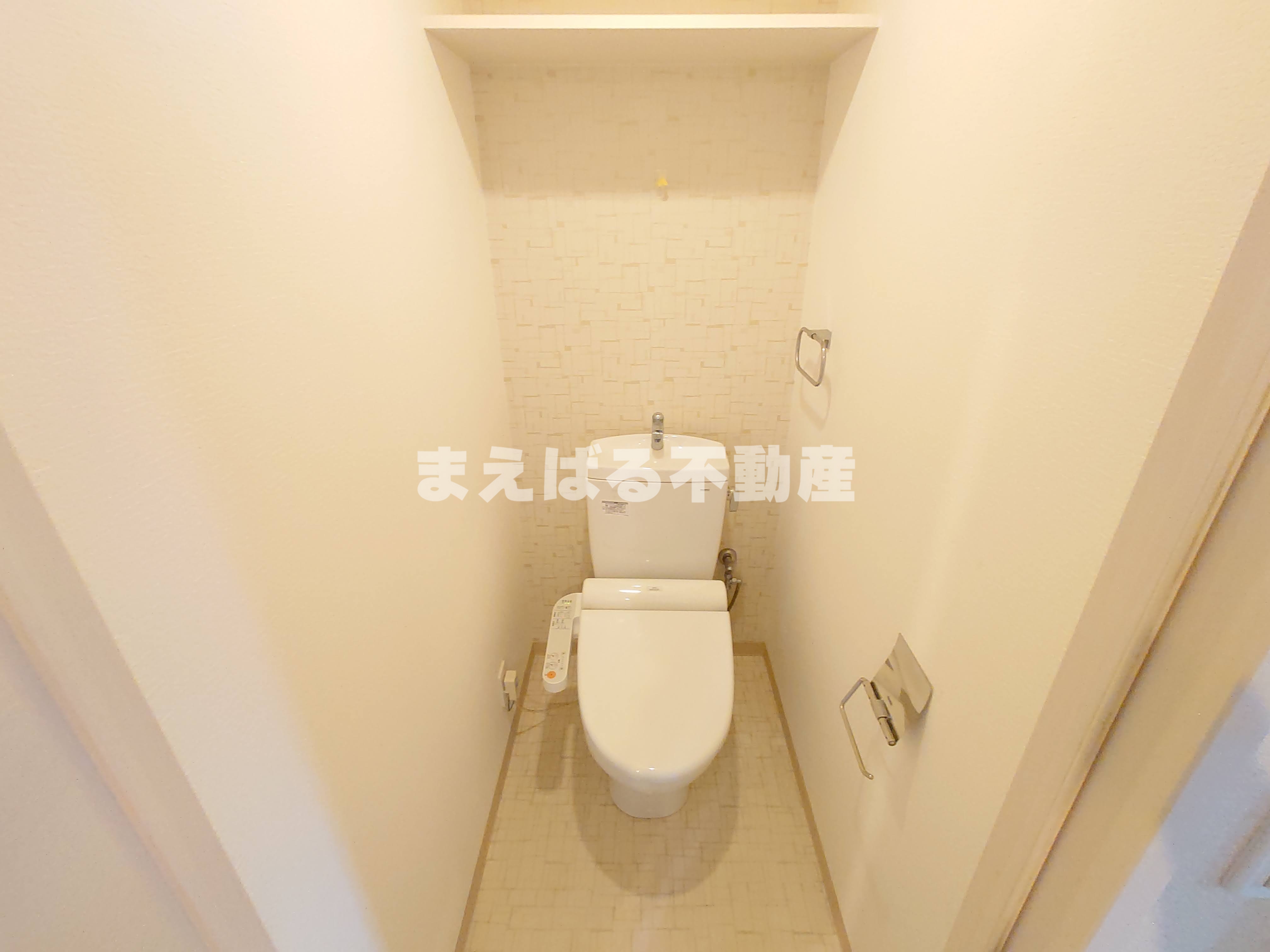 トイレ　温水洗浄便座