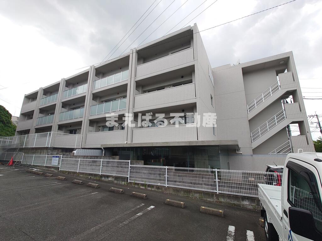 建物外観　オートロック付きマンションです