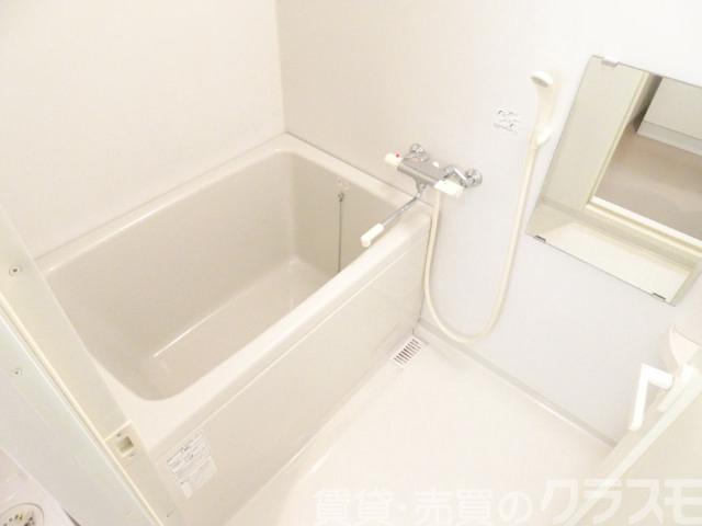 バス・シャワールーム　浴室乾燥機付きバス♪