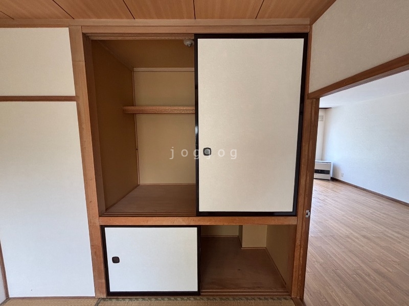 収納　収納が大きく、たくさんものが入ります。