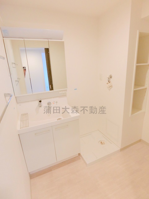 洗面設備　洗面脱衣所　独立洗面台　洗濯機置き場