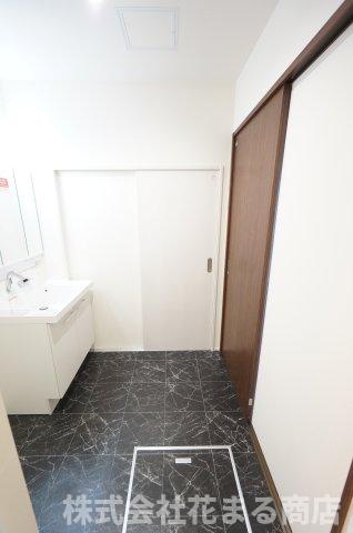 洗面設備　物件、駅でお待ち合わせでのご案内歓迎！