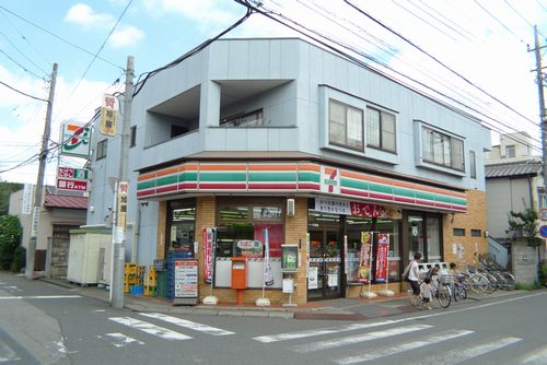 コンビニ　セブンイレブン蕨塚越5丁目店（コンビニ）まで153m