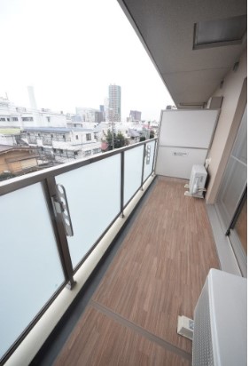 バルコニー　別タイプ部屋　参考写真です