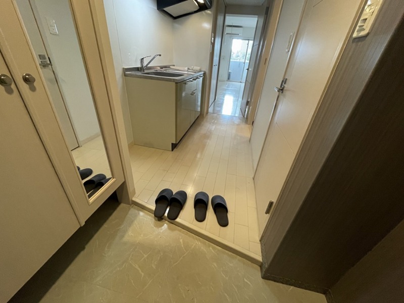 玄関　中部屋参考