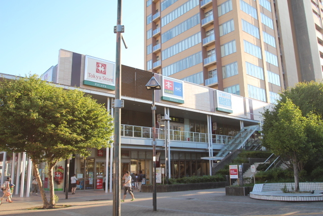 スーパー　東急ストアモレラ東戸塚店（スーパー）まで836m