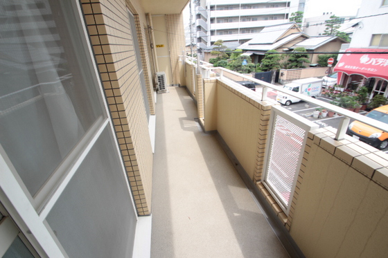 バルコニー　※別部屋の写真です