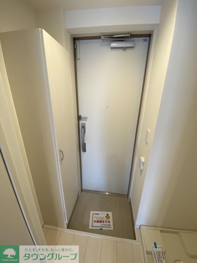 玄関　設備