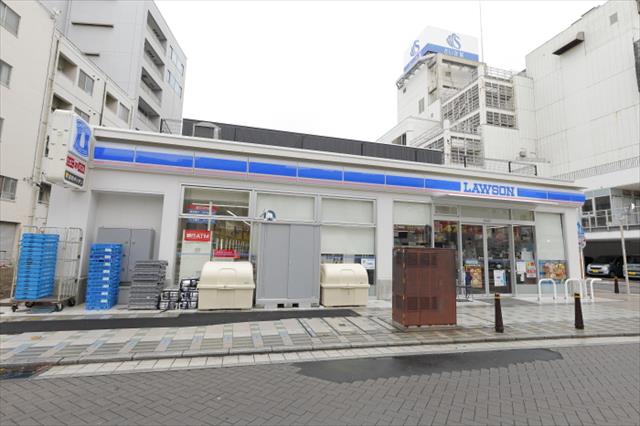 コンビニ　ローソン 横須賀大滝町一丁目店（コンビニ）まで107m