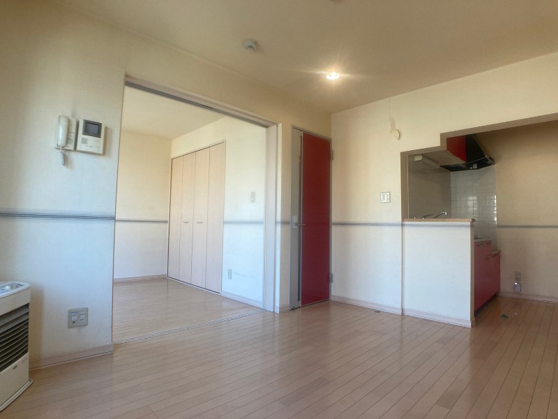 居室・リビング　広くてキレイなお部屋が広がっていて、充実した生活が送れそう。