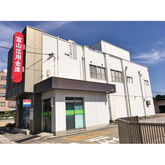 銀行　富山信用金庫大泉支店（銀行）まで860m