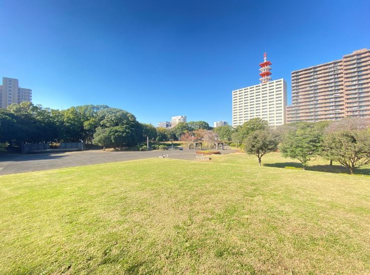 公園　港公園（公園）まで1112m