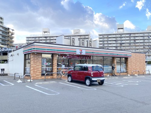 コンビニ　セブンイレブン 堺中百舌鳥町6丁店（コンビニ）まで602m