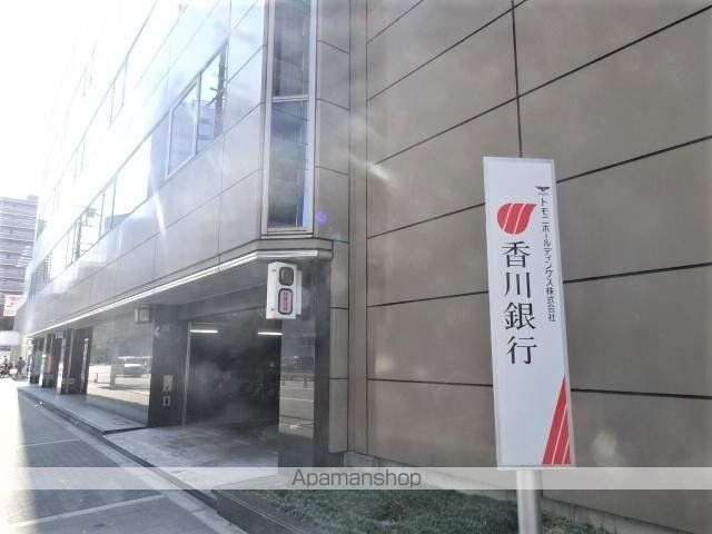 銀行　（株）香川銀行／大阪北支店（銀行）まで232m