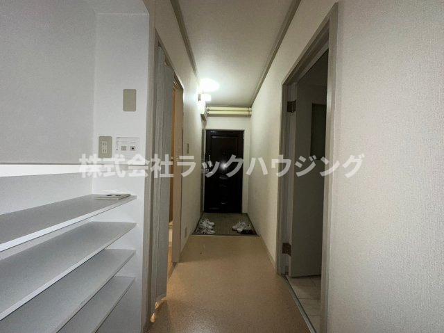 玄関　【お部屋さがしはラックハウジングにお問合せ下さいませ♪】