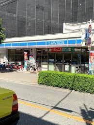 コンビニ　ローソン 南堀江四丁目店（コンビニ）まで569m