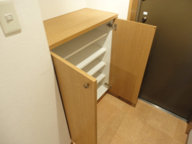 玄関　★同物件・別部屋参照★