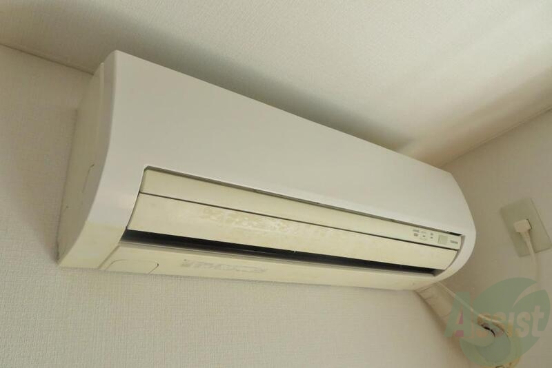 その他設備　エアコンつけてくれています。夏も冬も大丈夫そうです。