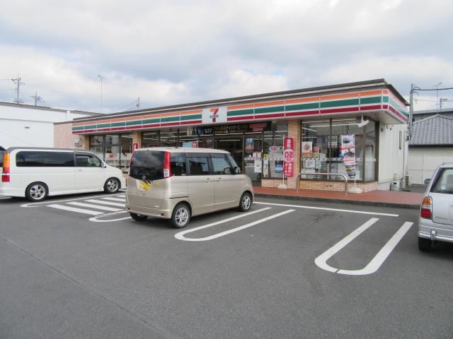 コンビニ　セブンイレブン（コンビニ）まで440m