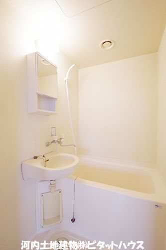 バス・シャワールーム　バス・トイレ別