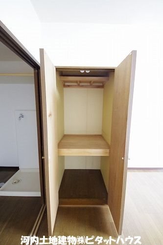 収納　押入