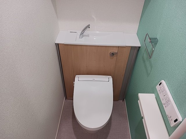 トイレ　トイレもきれいです