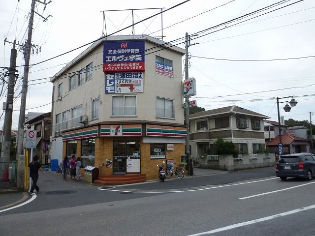 コンビニ　セブン-イレブン京成津田沼駅前店（コンビニ）まで703m