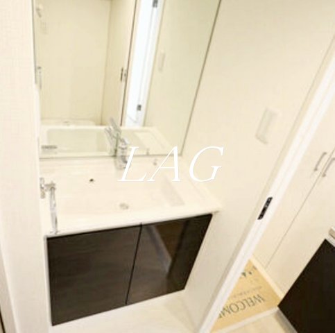 洗面設備　洗面台です。