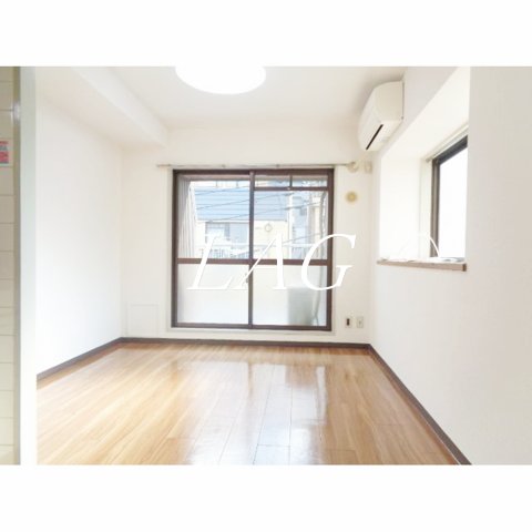 居室・リビング　洋室のお部屋です。