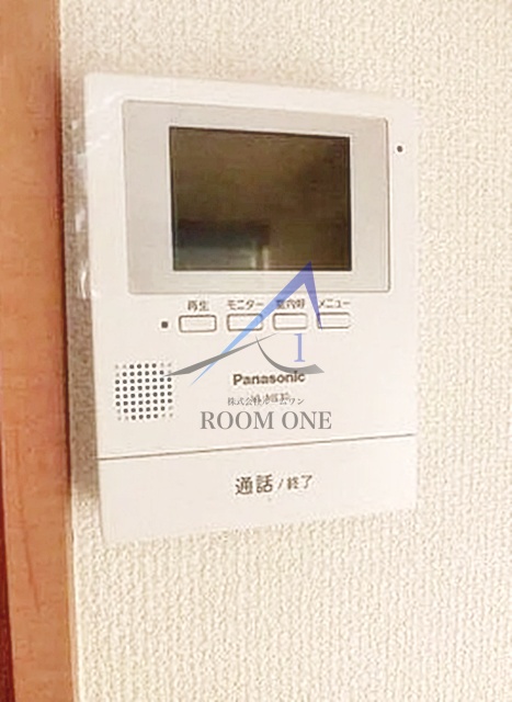 セキュリティ　モニター付きインターホンです。