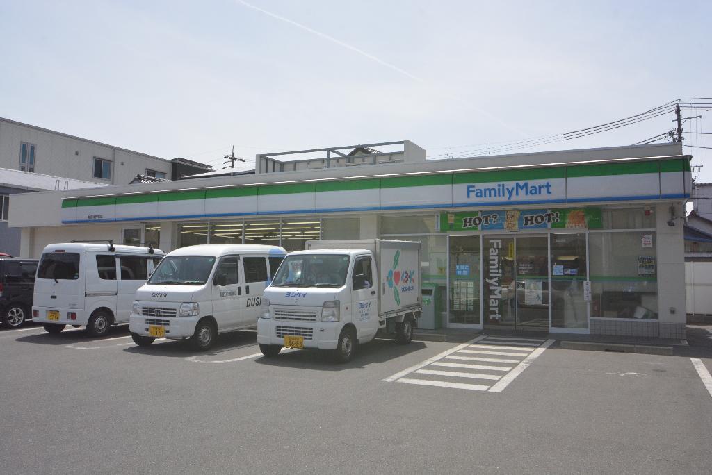 その他　ファミリーマート熱田切戸町店（その他）まで287m