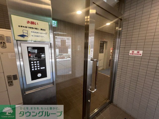 エントランス　エントランス