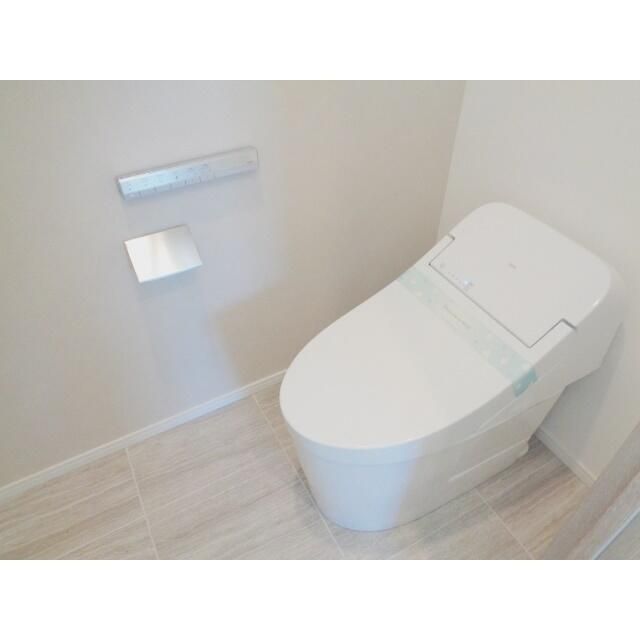トイレ　トイレもきれいです
