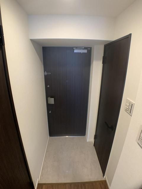 玄関　収納もある玄関です