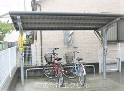 その他共有部分　屋根付の駐輪場です。