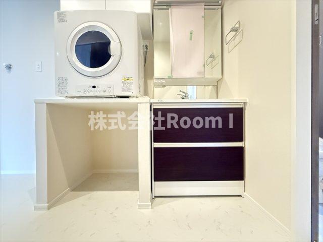洗面設備　広い洗面スペース