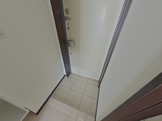玄関　※別部屋の写真です
