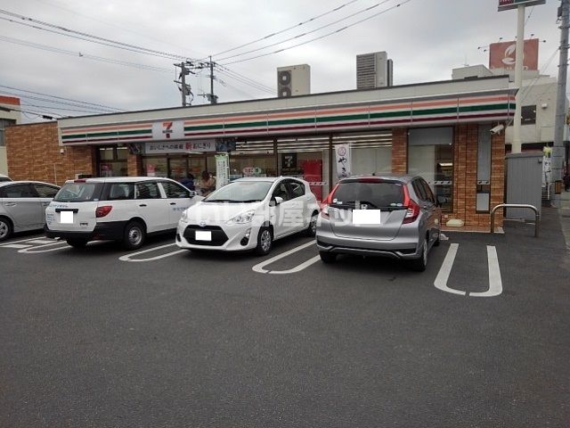 コンビニ　セブンイレブン　久留米諏訪野町店（コンビニ）まで419m