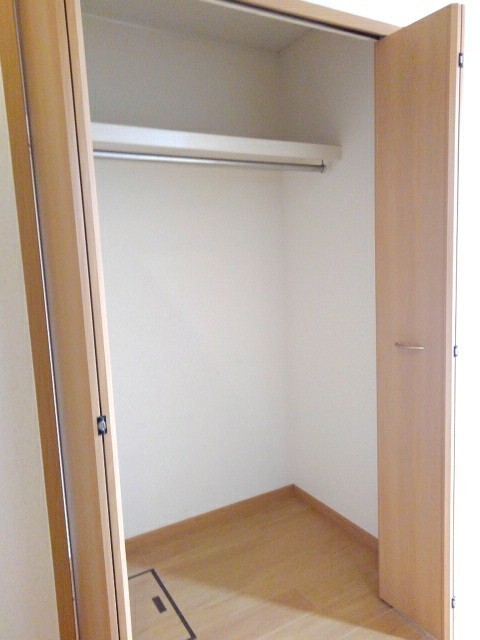 収納　クローゼット