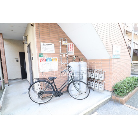 駐車場　駐輪スペース