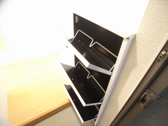 玄関　シューズボックス