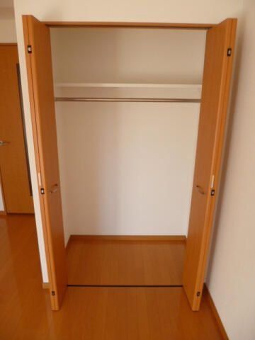 収納　※他号室反転タイプ写真使用